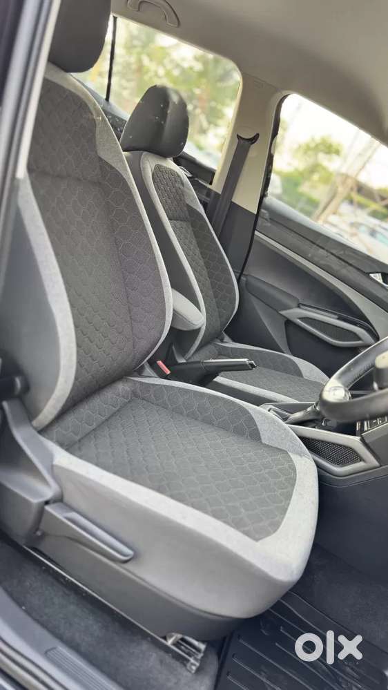 Skoda Kylaq Signature Plus At, 2025, Petrol