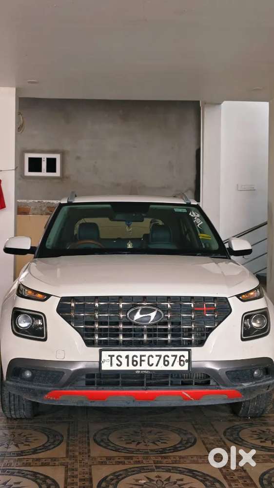 Hyundai Venue Crdi 2021 Well Maintained Just Come And Check