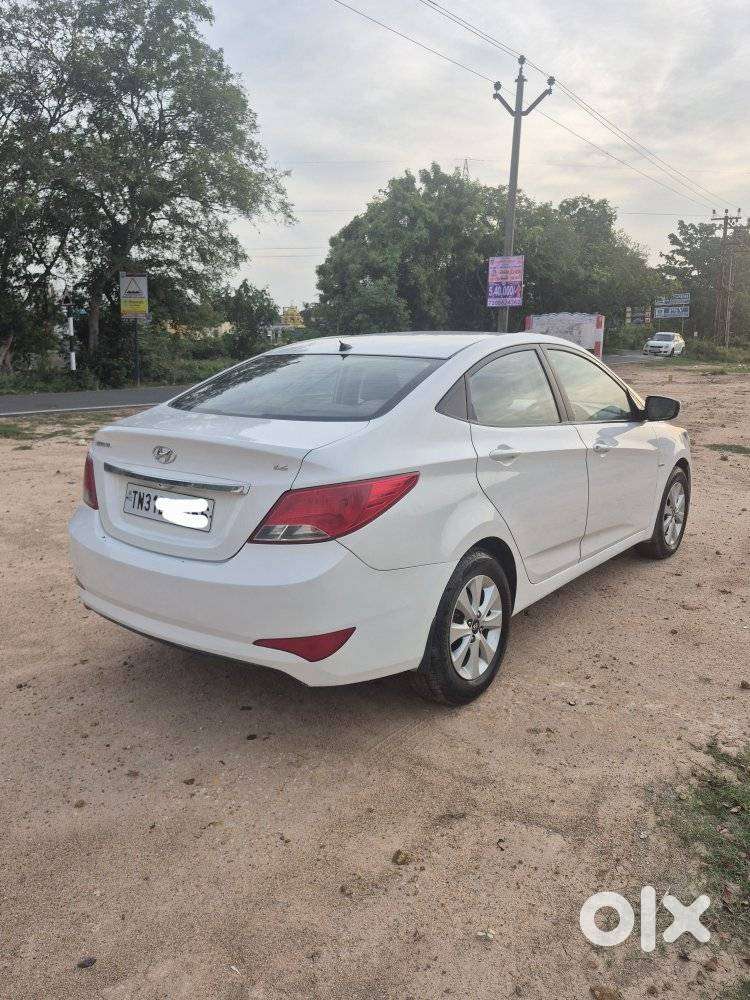 Hyundai Verna, 2015, Petrol