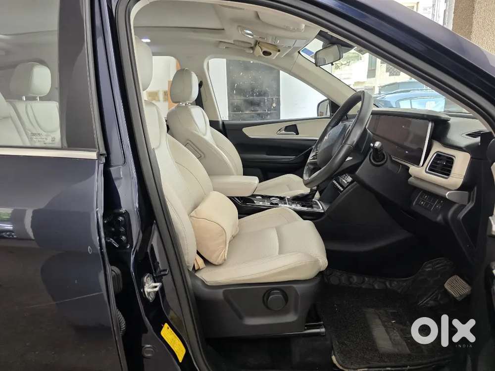 Mahindra Xuv700 Ax7 Luxury Pack, Adas, Sony 3d Audio, Well Maintained