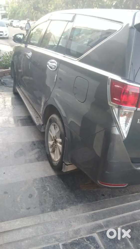 Toyota Innova Crysta 2018 Diesel 135000 Km Driven