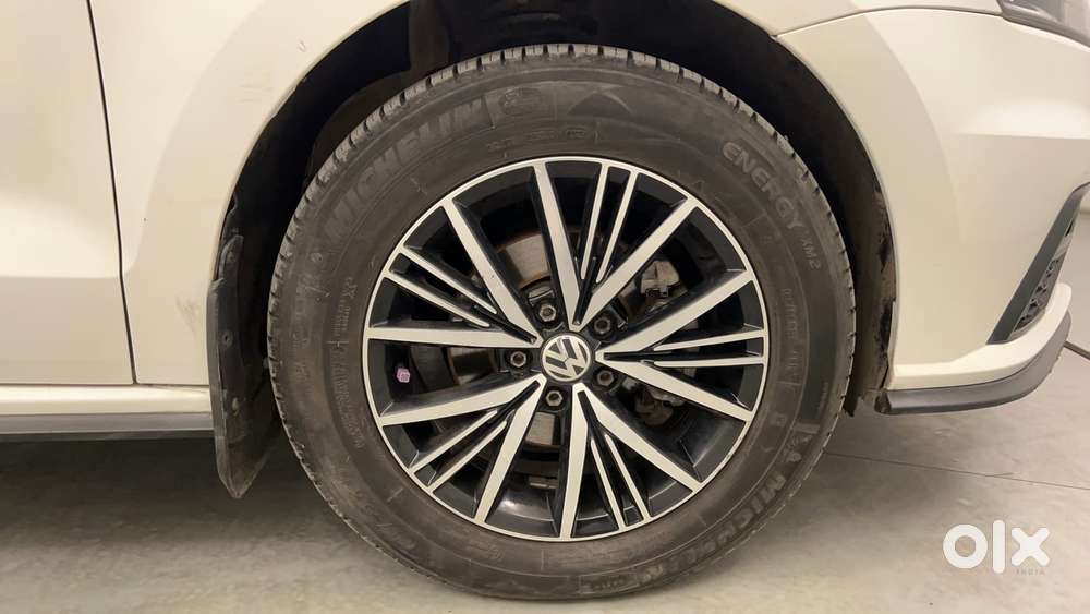 Volkswagen Vento Petrol Highline At, 2022, Petrol