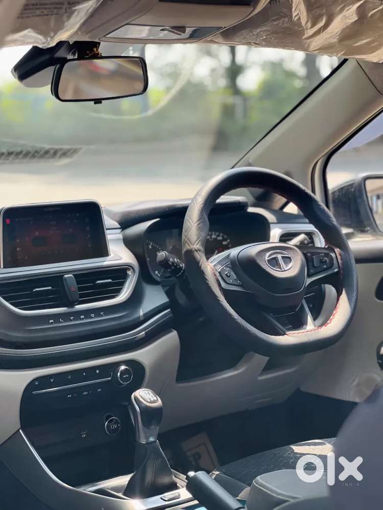 Tata Altroz 1.2 Xz (o), 2022, Petrol