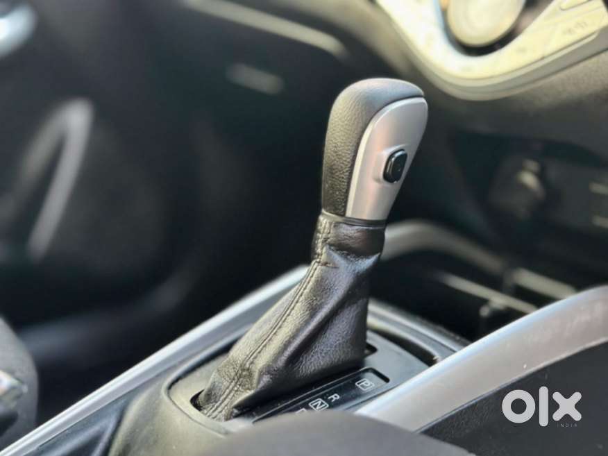 Maruti Suzuki Baleno Zeta Cvt, 2018