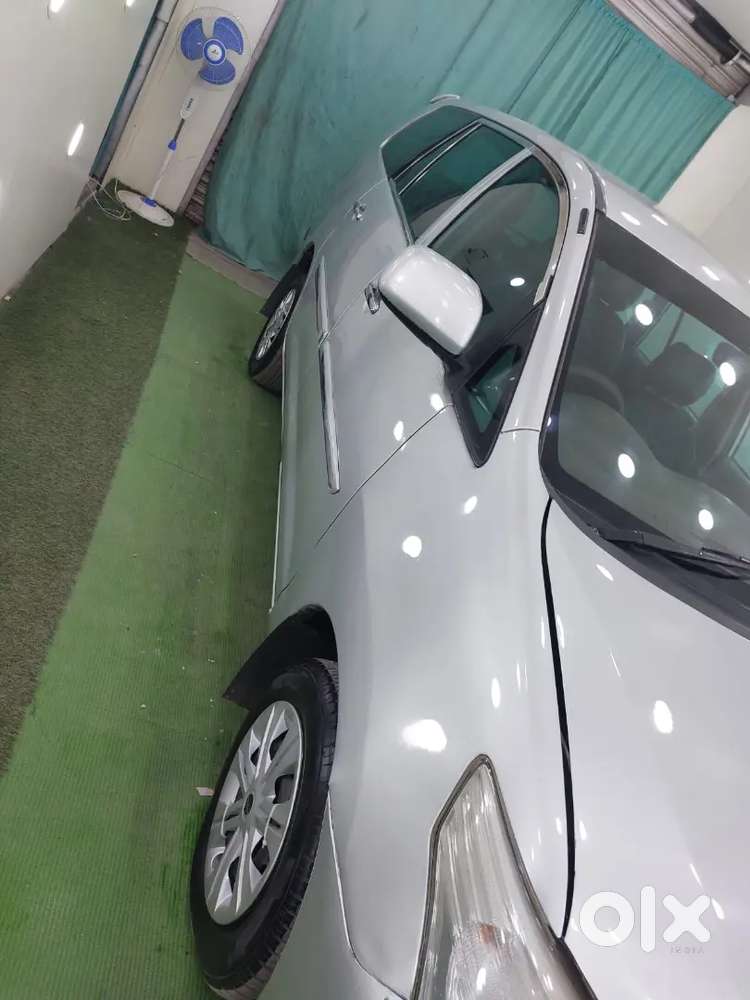 Toyota Innova 2011 Diesel 150000 Km Driven