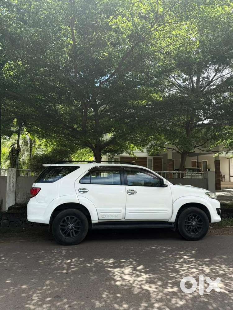 Toyota Diesel 2015 Car