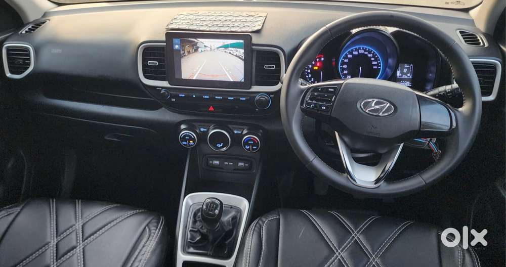 Hyundai New Venue, 2022, Cng & Hybrids