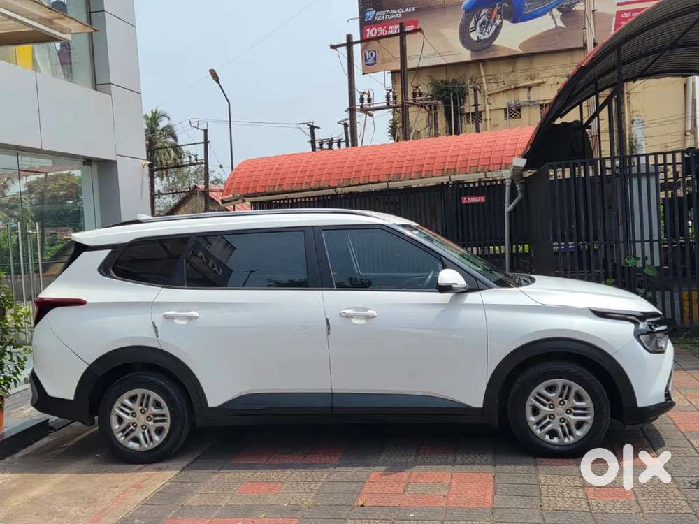 Kia Carens 1.5 Prestige 7 Str, 2024, Petrol