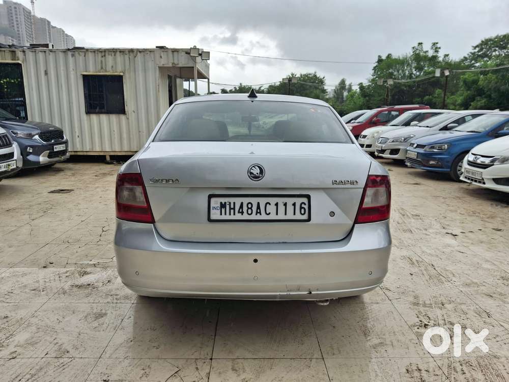 Skoda Rapid [ ] 1.5 Style Plus Tdi At, 2015, Diesel