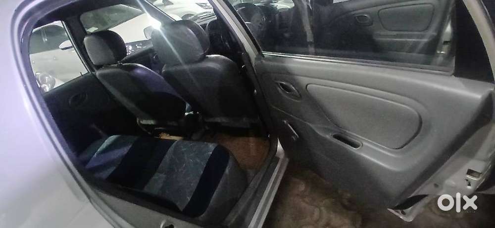 Maruti Suzuki Alto 800 Lxi, 2010, Petrol