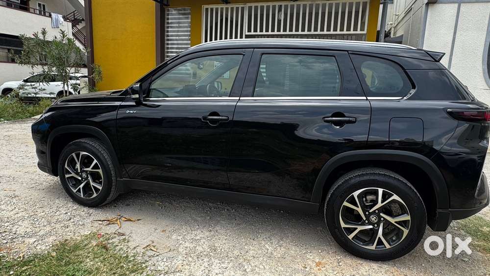 Toyota Urban Cruiser 2025 Petrol Full Hybrid