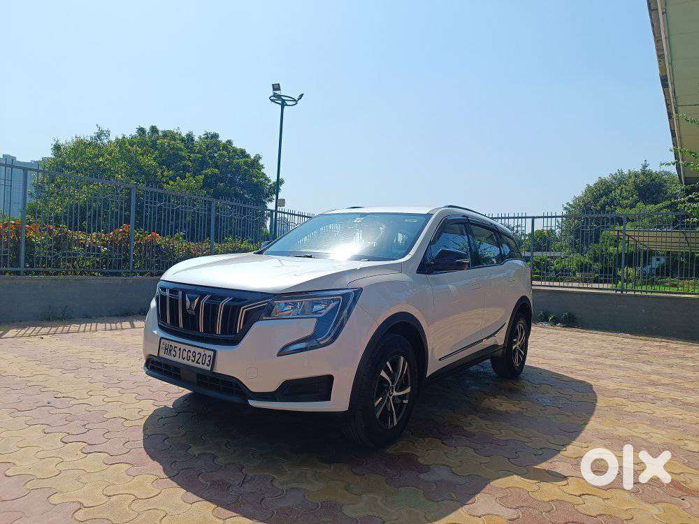Mahindra Xuv700 Mx Diesel Mt 5 Str (e), 2022, Diesel