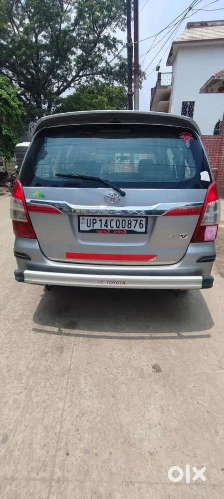 Toyota Innova 2015 Diesel Well Maintained