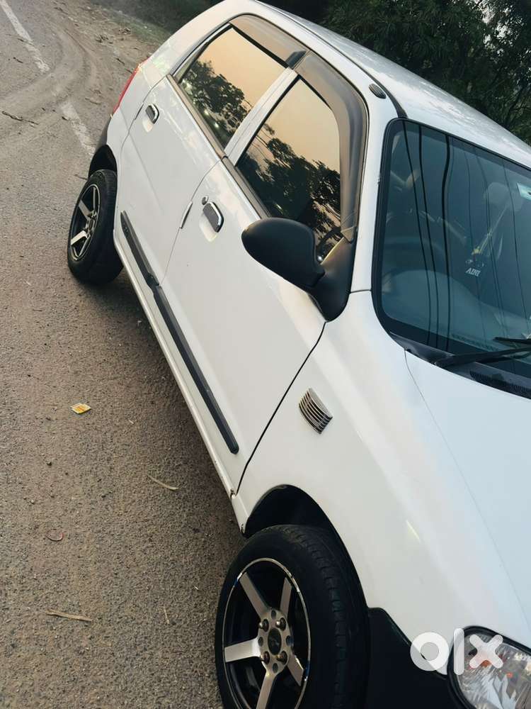 Maruti Suzuki Alto 2010 Petrol Manual