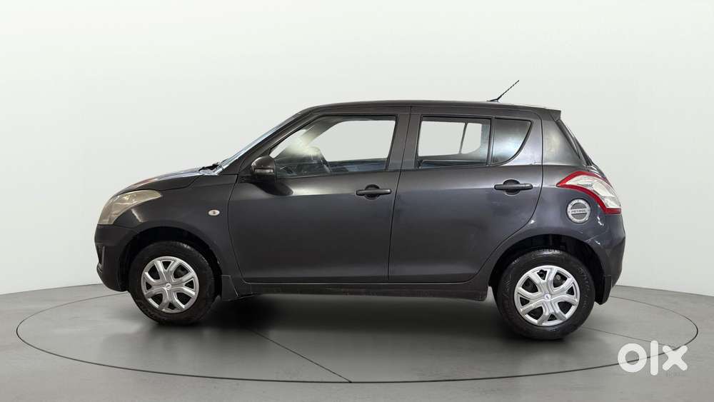 Maruti Suzuki Swift 1.2 Lxi (o), 2015, Petrol