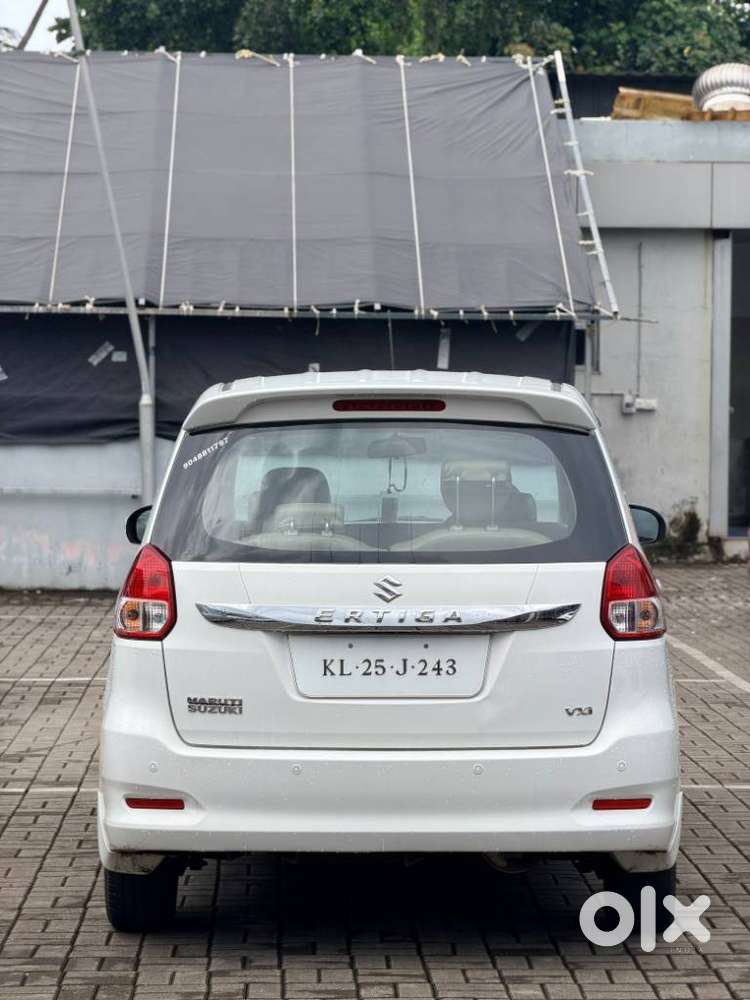 Maruti Suzuki Ertiga Vxi Abs Bs Iv, 2016, Petrol