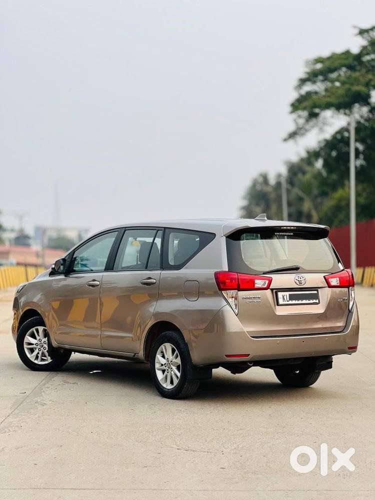 Toyota Innova Crysta 2.8 Gx At, 2016, Diesel