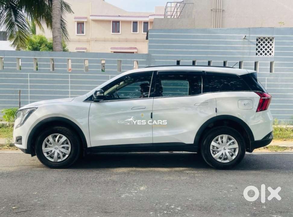 Mahindra Xuv700 2.2 Mx Diesel Mt 5 Str, 2022, Diesel