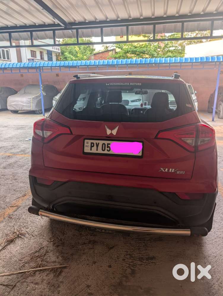 Mahindra Xuv300 W4 Diesel, 2023, Diesel