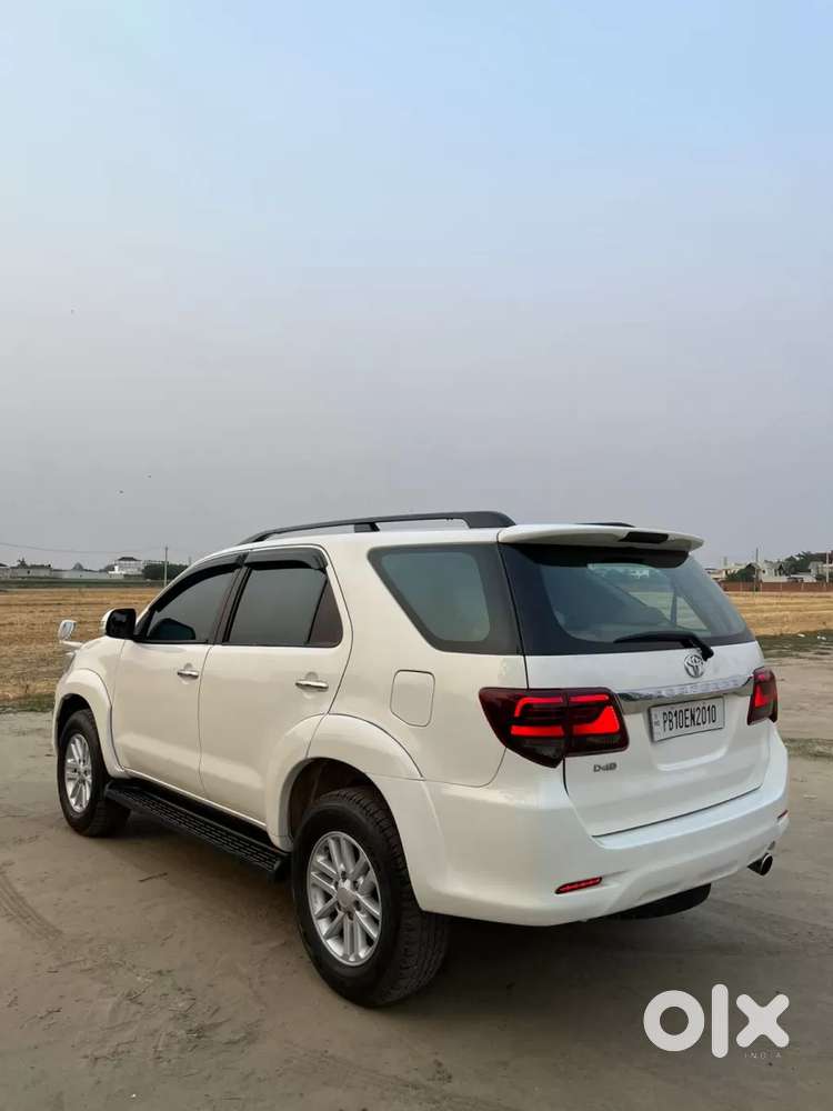 Toyota Fortuner, 2014, Diesel