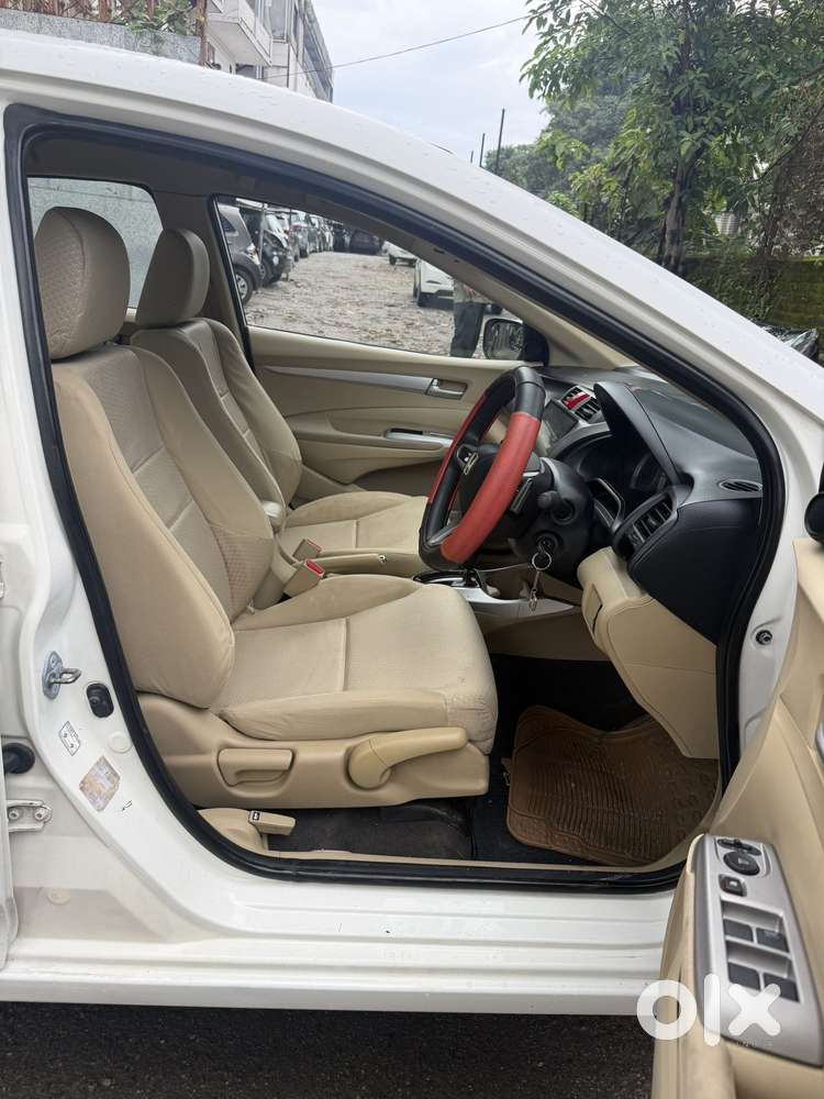 Honda City 1.5 V At, 2011, Petrol