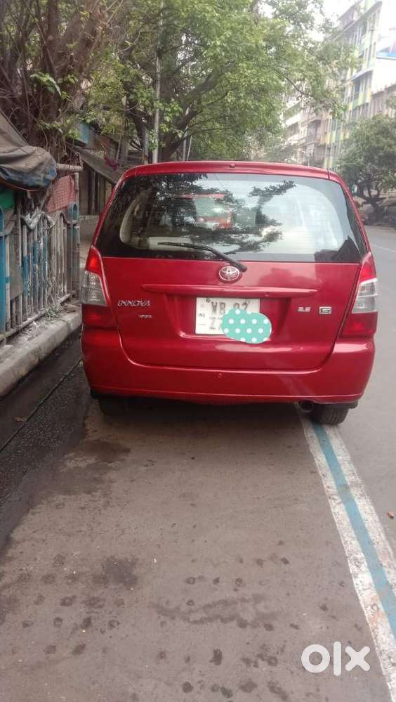 Toyota Innova 2.5 V Diesel 8-seater, 2008, Diesel