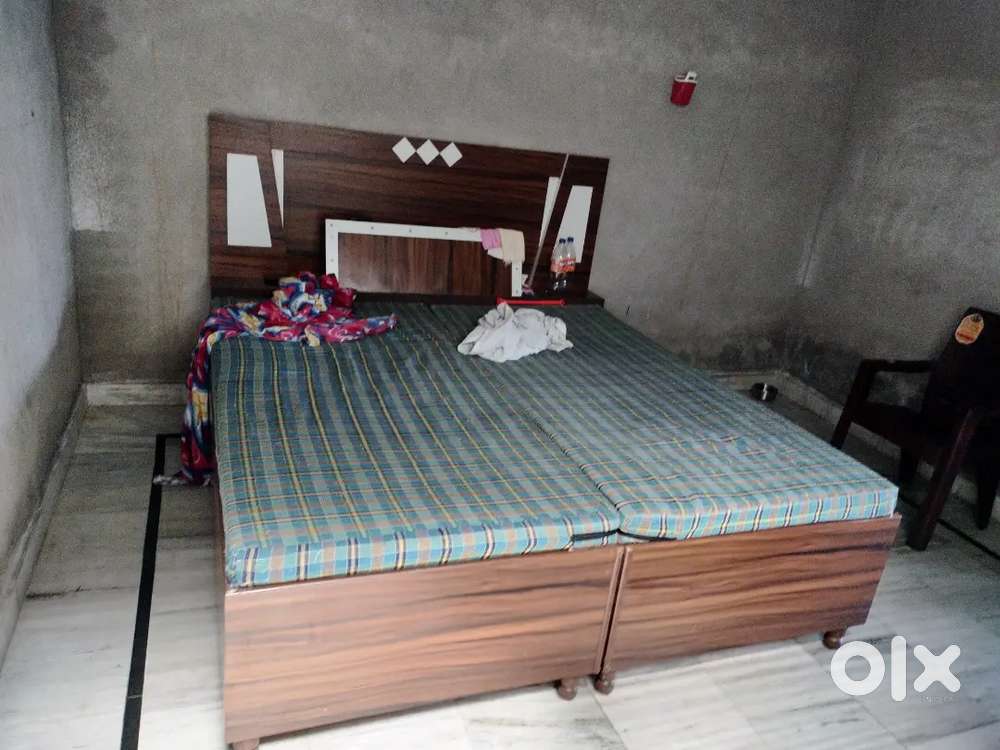 Double Bed