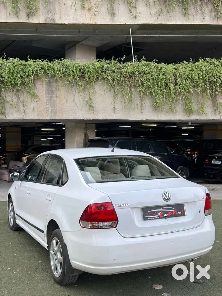 Volkswagen Vento 1.2l Tsi Highline Plus At Petrol, 2014, Petrol