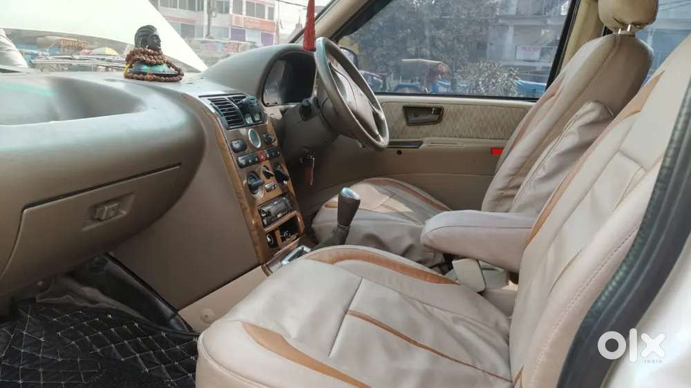 Tata Safari 2012