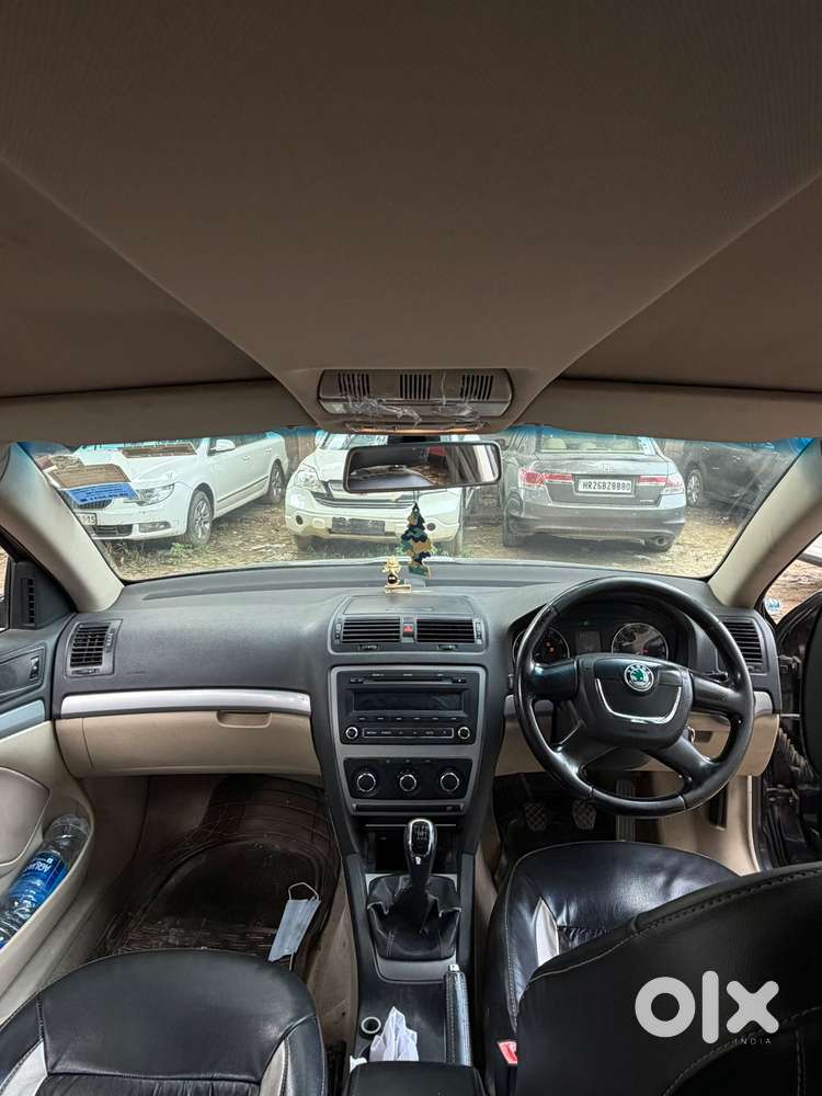 Skoda Laura Classic 1.8 Tsi, 2011, Petrol