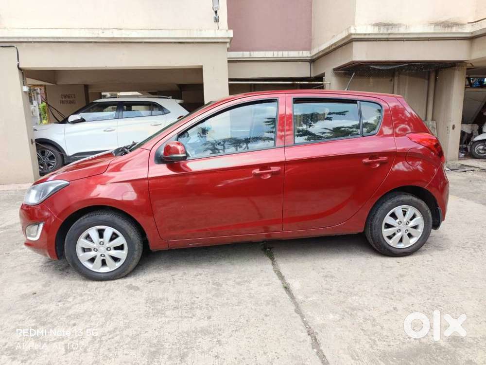 Hyundai I20 Sportz At 1.4, 2013, Petrol