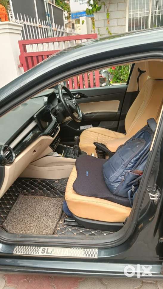 Skoda Slavia Ambition 1.0l Tsi Mt, 2022, Petrol