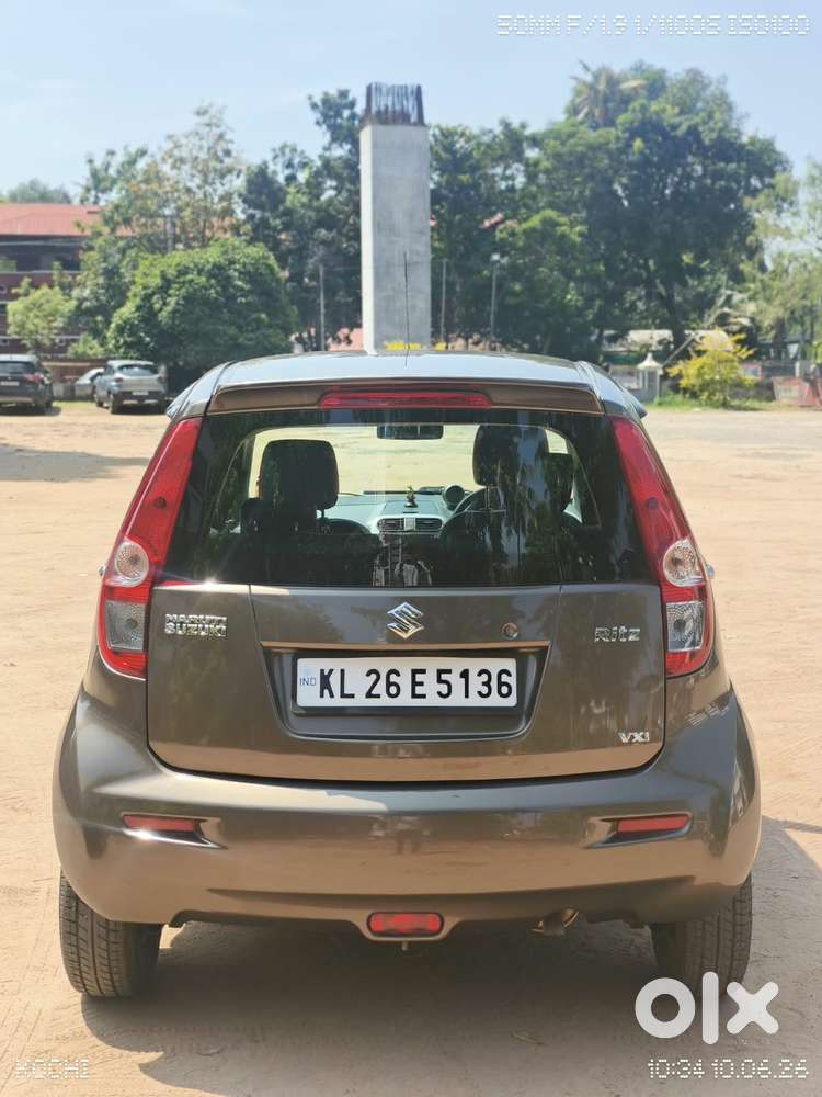 Maruti Suzuki Ritz Vxi, 2013, Petrol