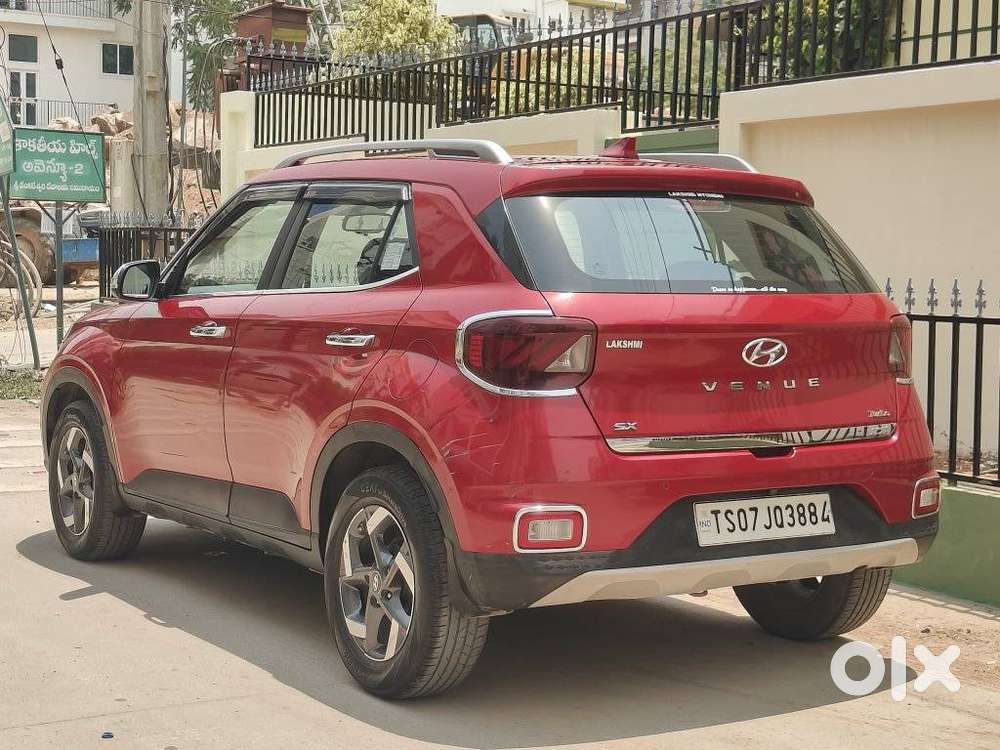 Hyundai Venue Sx Plus Turbo Dct, 2022, Petrol
