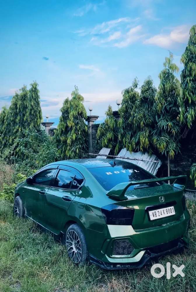 Fully Modified Honda City 2010 Petrol 75000 Km Driven