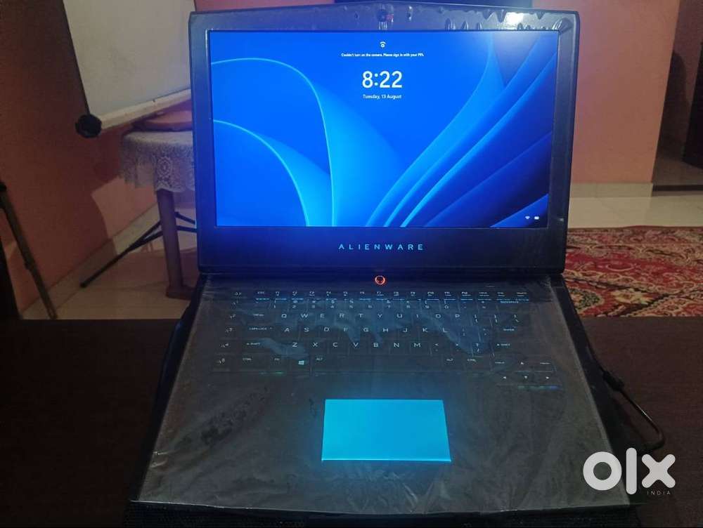 Alienware i9 gaming laptop 32 GB RAM 1 TB SSD 8GB NVIDIA graphics card