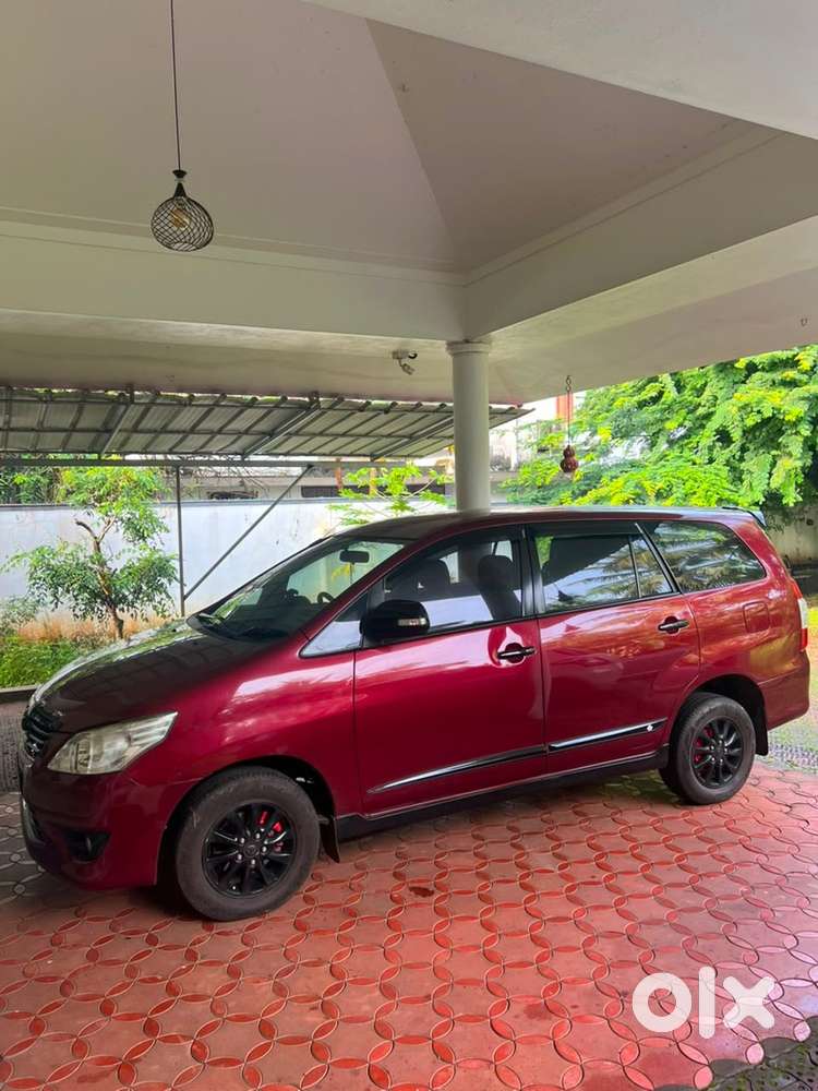 Toyota Innova Diesel 2012