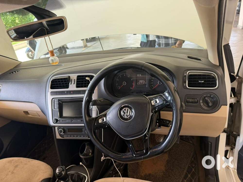 Selling My Vw Polo 1.2 Highline In Excellent Condition.