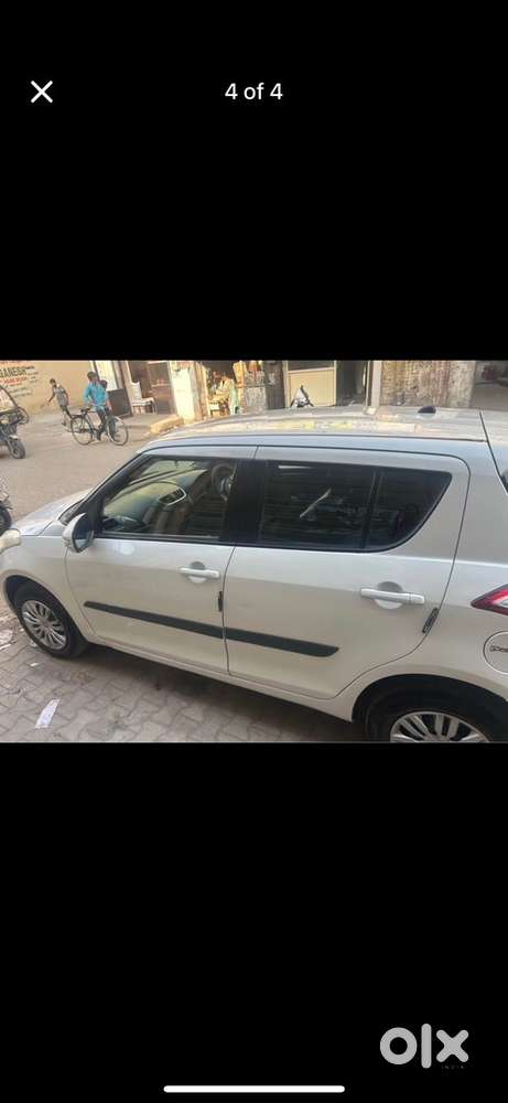 Maruti Suzuki Swift Petrol Manual 2011