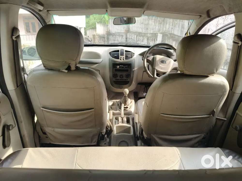 Mahindra Quanto 1.5 C2 2012