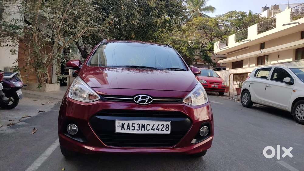 Hyundai I10 Sportz, 2015, Petrol