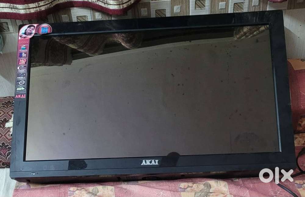 32 Inch Akai LCD TV for sale