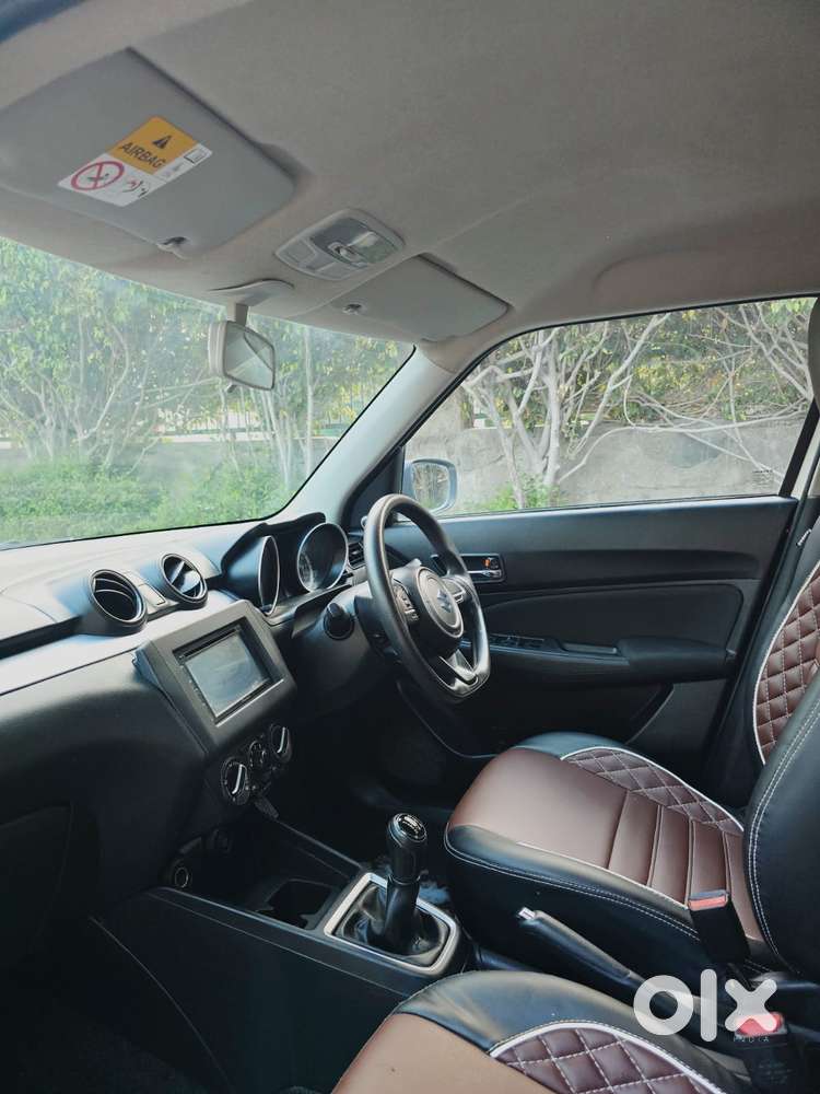 Maruti Suzuki Swift Vxi Optional, 2022, Petrol