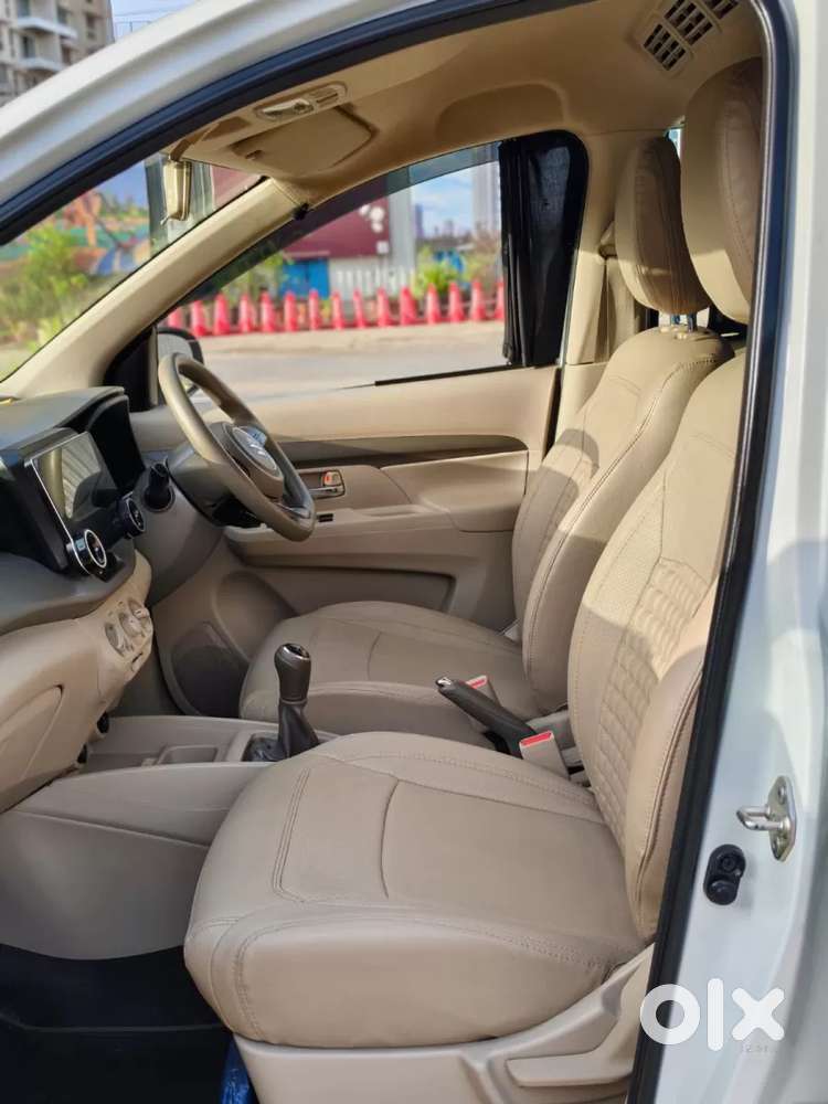 Maruti Suzuki Ertiga 1.5 Vxi, 2025, Petrol