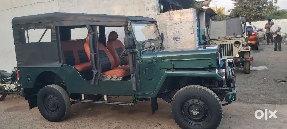 Mahindra Jeep Commander 2000