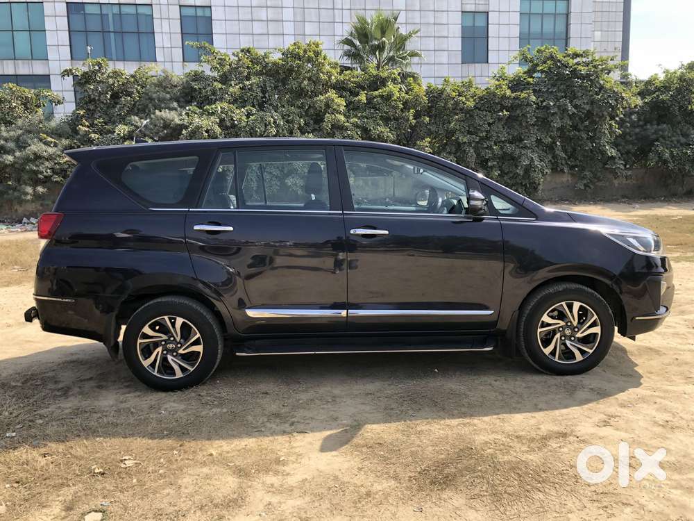 Toyota Innova Crysta [2020-ongoing] 2.4 Vx 7 Str, 2022, Diesel