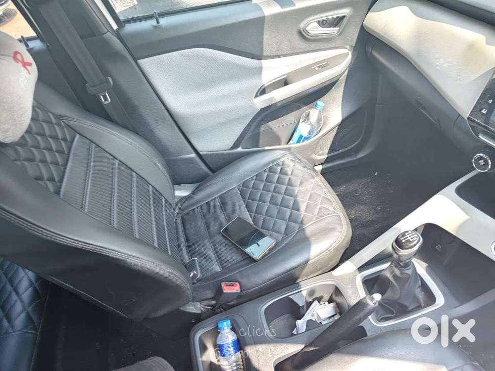 Nissan Magnite 1.0 Xv, 2021, Petrol