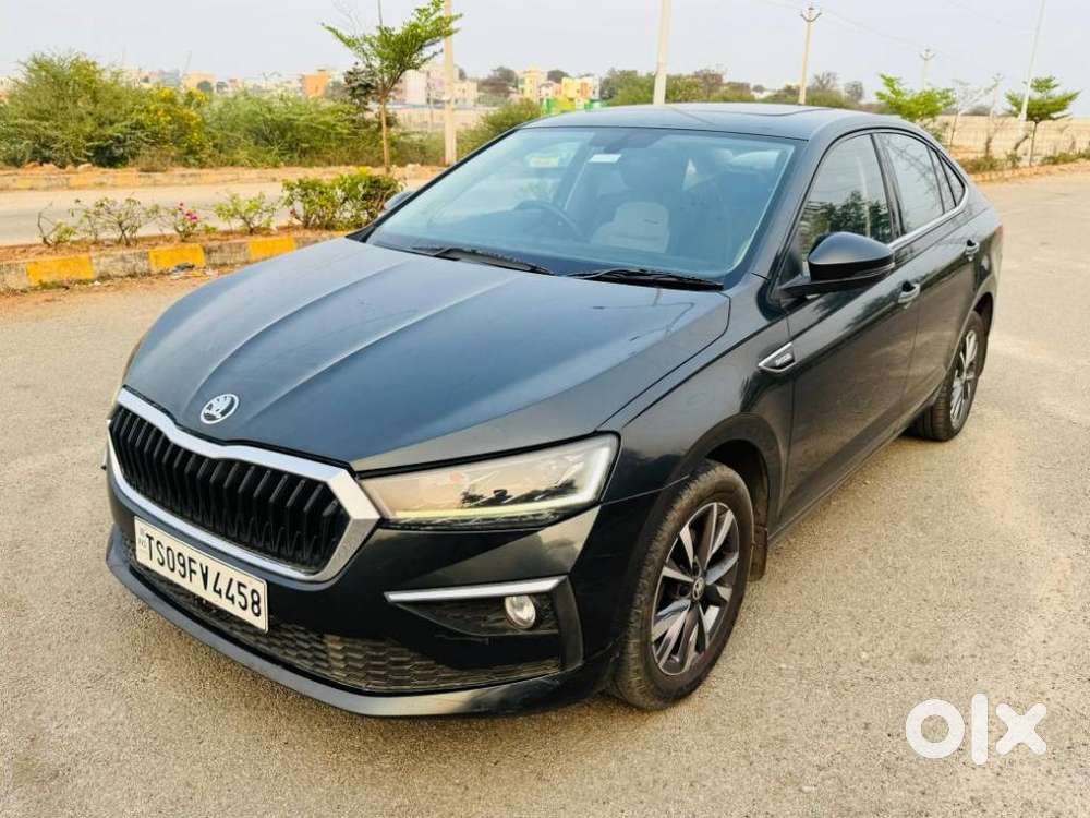 Skoda Slavia Style 1.0l Tsi Mt, 2022, Petrol