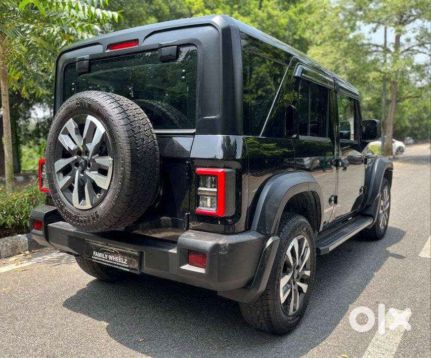 Mahindra Thar Roxx Mx1 Petrol Mt 2wd, 2025, Petrol