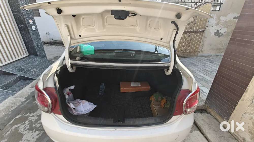 Hyundai Xcent Petrol Manual 2014 Third Owner